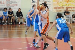 2012-05-12-U17E-SMG-vs.-BluorobicaBG-548